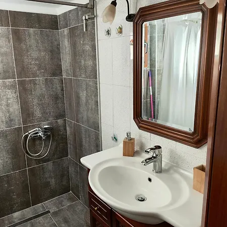 Apartment Famillya Flair Edessa