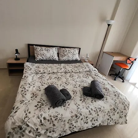 Famillya Flair Edessa