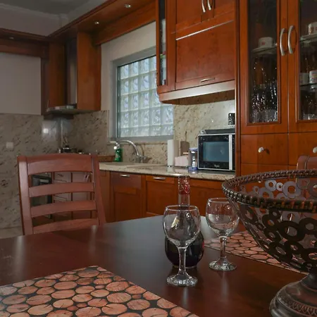 Famillya Flair Apartment Edessa