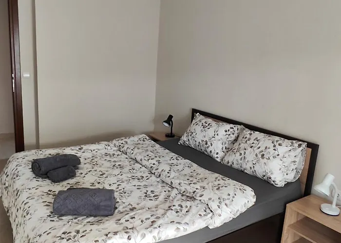 Famillya Flair Apartment *